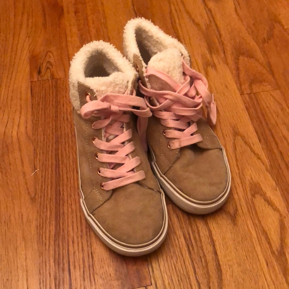 Suede high top faux fur